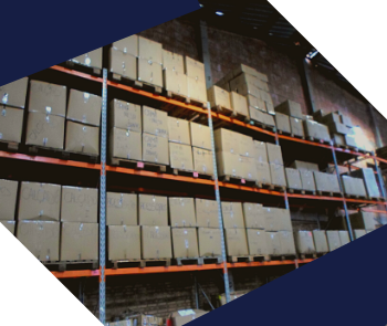 ARTIGOS DO VESTUÁRIO E/OU ACESSÓRIOS (PODEM APRESENTAR: DEFEITOS, AVARIAS, AUSÊNCIA DE PARES, NUMERAÇÕES DIVERSAS, E OUTROS)